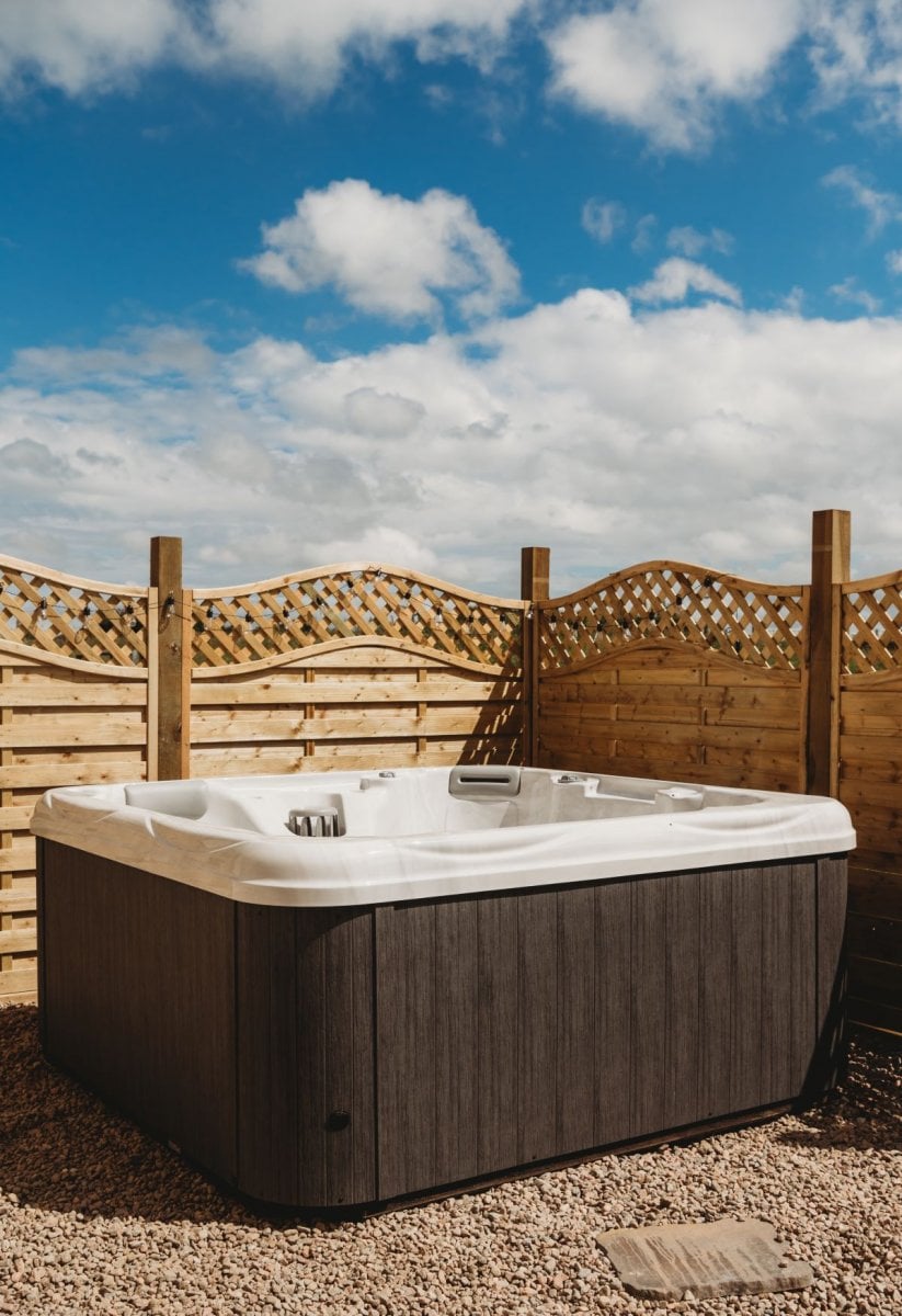 The Herdsman's House - hot tub in a quiet corner of the garden